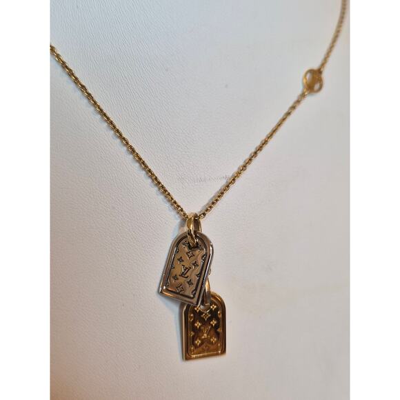 Louis Vuitton Collier Precious Nanogram Necklace - Picture 2 of 5